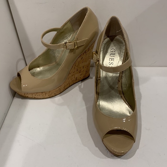 GUESS Nude Tan Platform Wedge Heel Patent Peep Toe Cork Sandal Ankle Strap - Picture 13 of 16